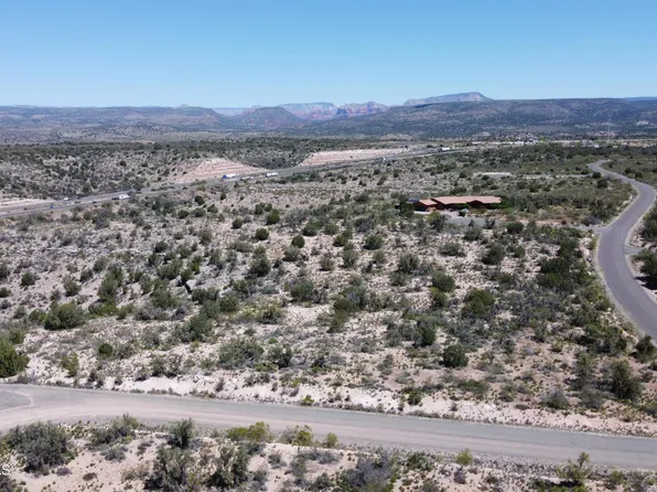 4190 E Gray Hawk Lane, Rimrock, AZ 86335