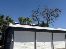 1421 Manhattan Beach Blvd, Manhattan Beach, CA