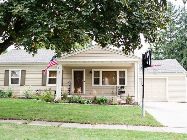 1005 Grover St, Belvidere, IL 61008