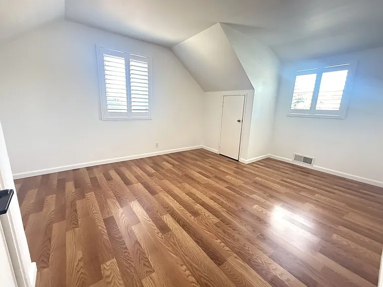 4133 Joan Ave — Photo 13