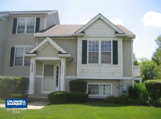 3053 Woodside Dr, Joliet, IL 60431