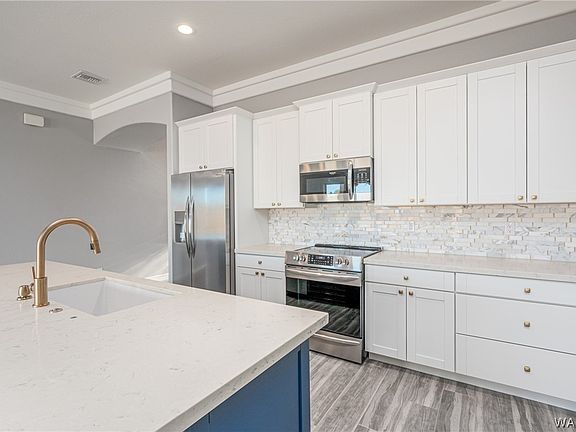 4th image of 37 Torrey Pines Drive