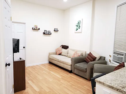 Rented by NOVELTY HOMES LLC | media 9