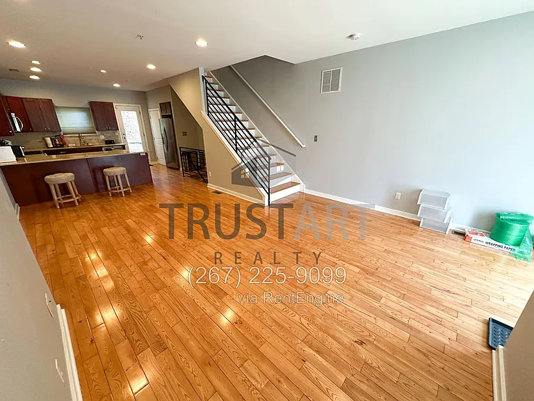 4128 Apple St #1 — Photo 4