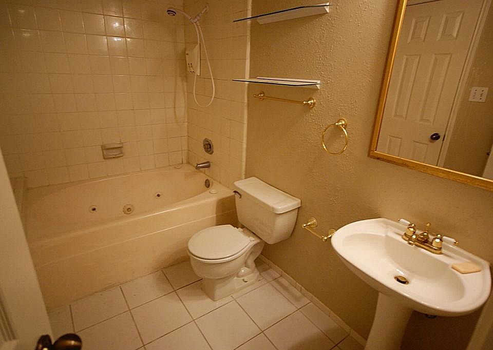 1st image of 2300 Old Spanish Trl APT 1095