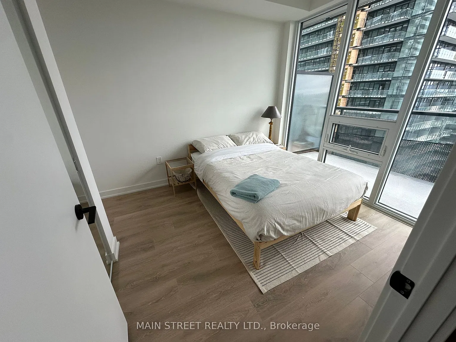 2 bed, $2,950 — Photo 3