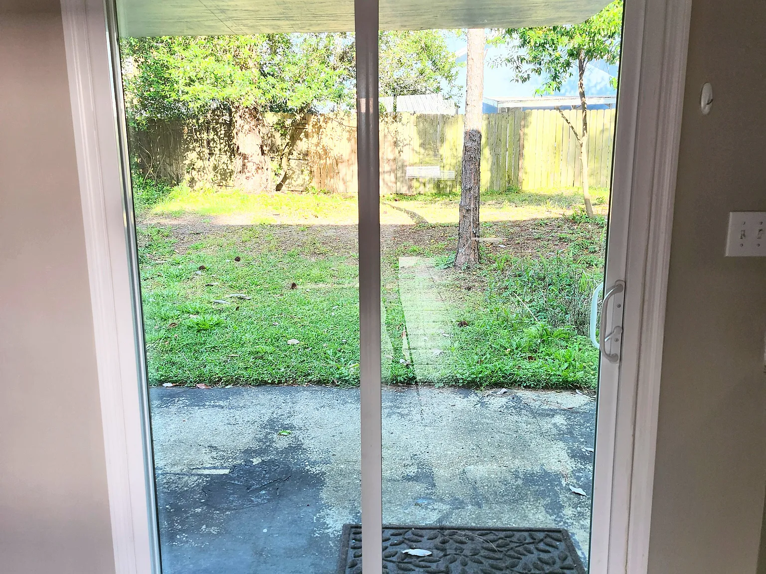 2 bed, 1.5 bath, 1200 sqft, $1,550 — Photo 3