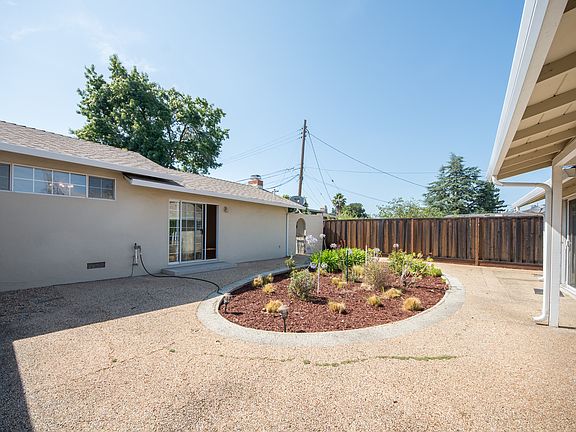 2nd image of 11971 Brookridge Dr Unit A