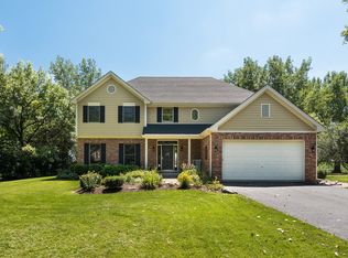 43W621 Hawkeye Dr, Elburn, IL 60119