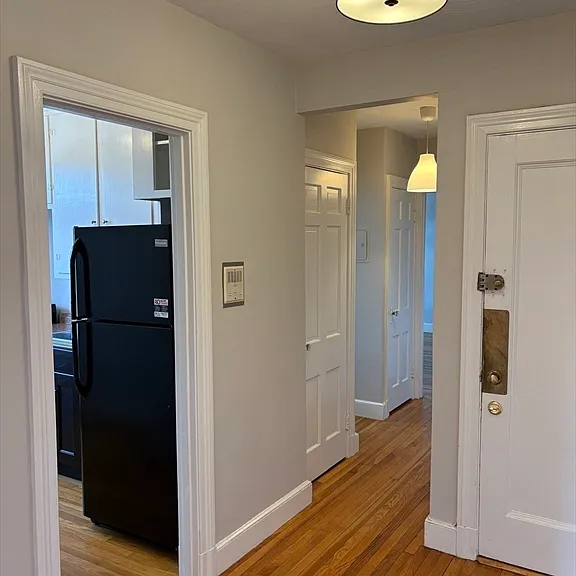 93 Strathmore Rd #10 — Photo 4