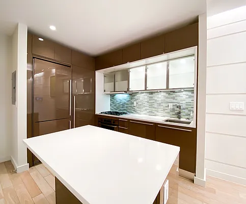 Rented by Compass | media 7