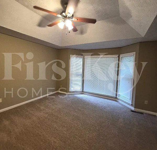 2518 Lorne Ct SW — Photo 7