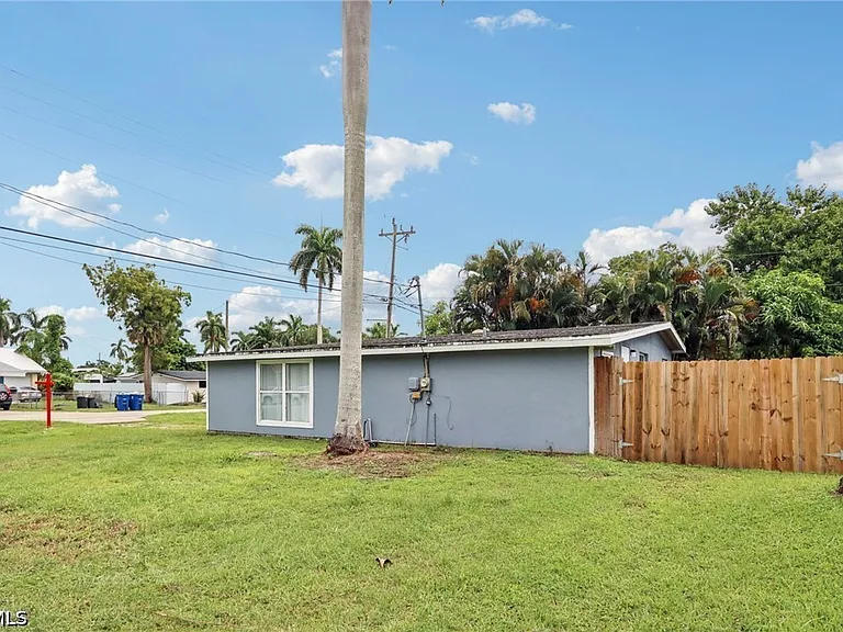 89 Cabana Ave — Photo 21