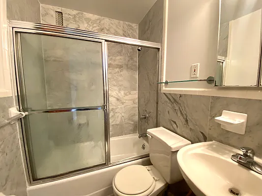 Rented by Nolita Group | media 6