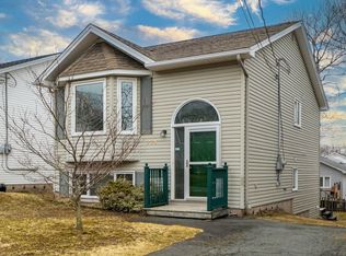 228 Charles Rd, Halifax, NS B3T 1N5