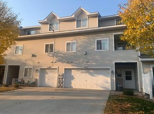 700 Kingfisher Ln APT C, Woodbury, MN 55125