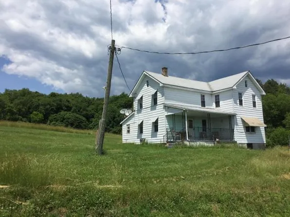 102 Moskaluk Rd, Berwick, PA 18603