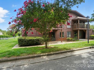1823 J Julian Ln APT D, Charlotte, NC, 28208
