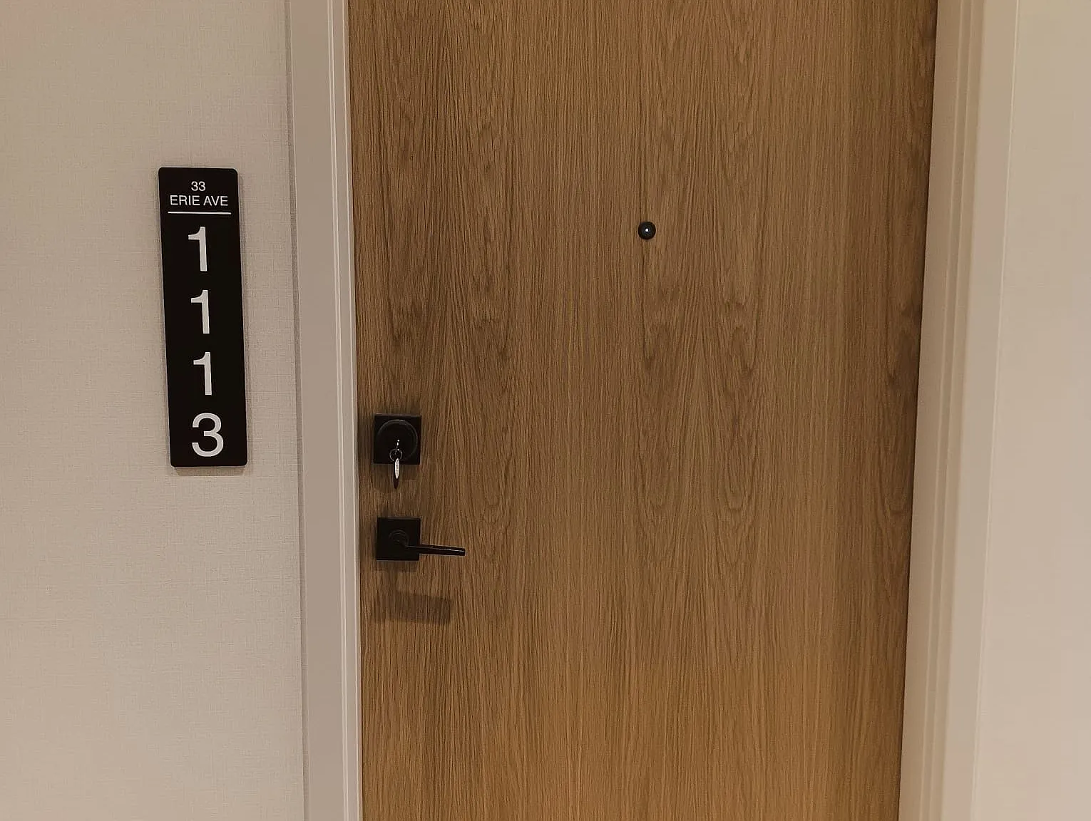 2 bed, $1,690 — Photo 1