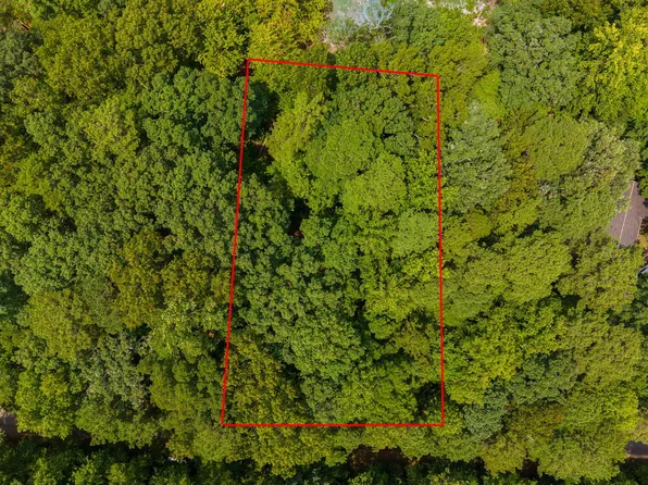 135 Chickasaw Dr #676, Louisburg, NC 27549