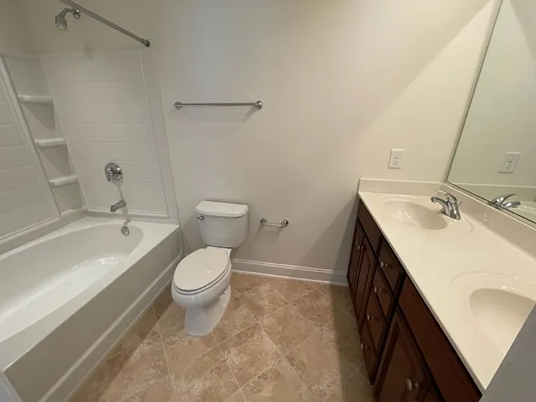 2823 Grove Park Dr — Photo 13