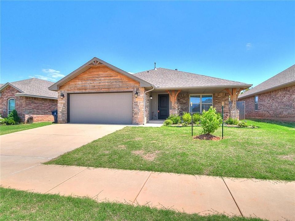 1st image of 3020 NW 182nd St