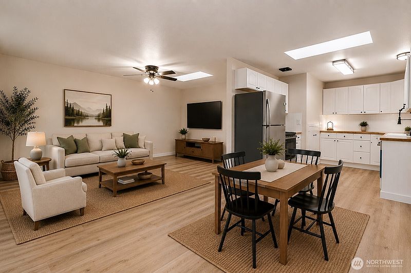 5th image of 2113 E 68th Street