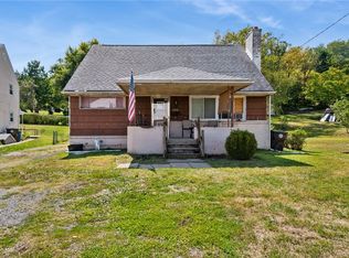 1208 Streets Run Rd, Pittsburgh, PA 15236