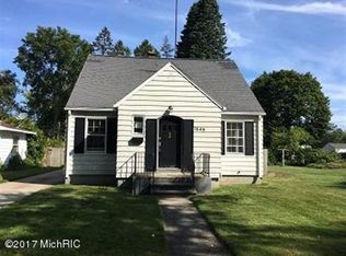 1649 Regent St, Niles, MI 49120