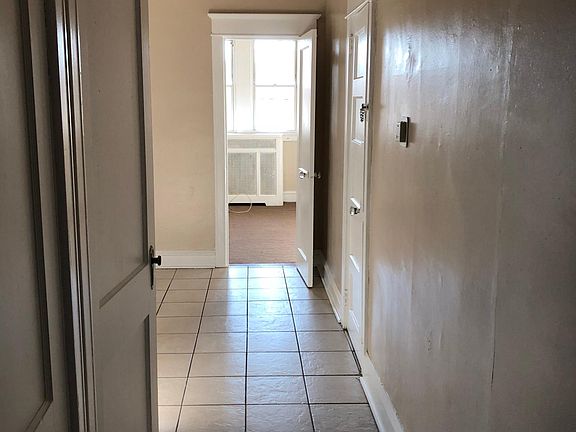 4th image of 5342 W Columbia Avenue # Fl 1ST