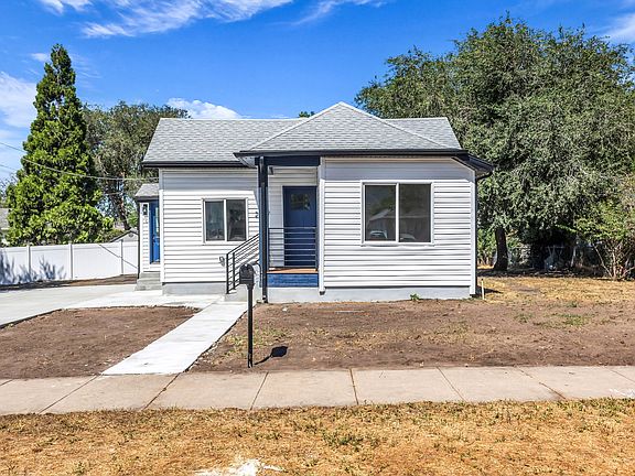 2nd image of 2067 Quincy Ave