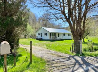 6137 Oil Creek Rd, Roanoke, WV 26447
