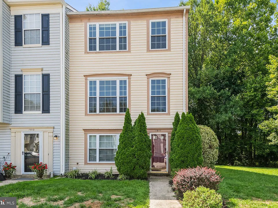1511 Ashburnham Dr