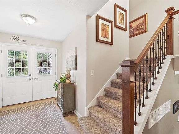 2nd image of 683 Briarcliff Dr