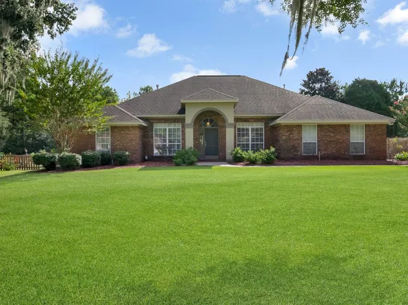 6367 Belgrand Dr, Tallahassee, FL 32312