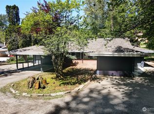 14030 SE Newport Way, Bellevue, WA 98006