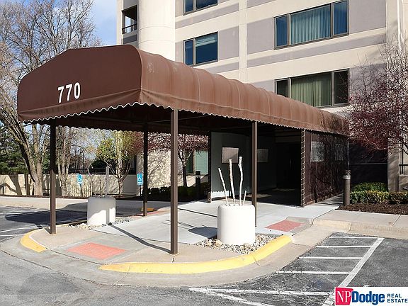 4th image of 770 N 93rd St APT 5B8