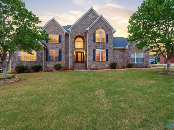 458 Natures Way SW, Huntsville, AL 35824