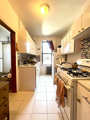 Rented by Compass | media 14