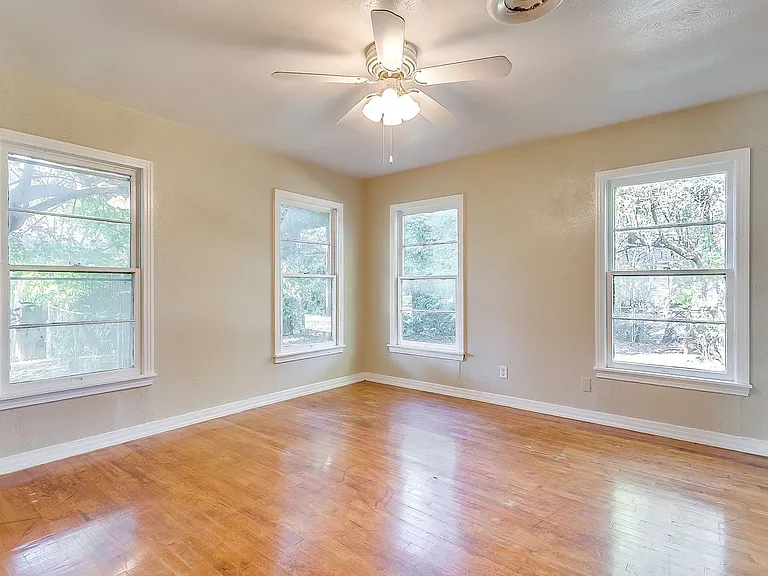 3928 Winfield Ave — Photo 15