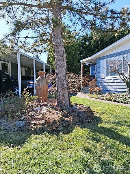 3rd image of 815 124th Street SW #36