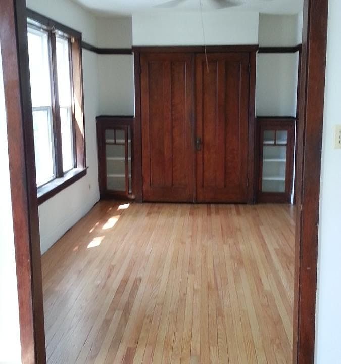 1st image of 3749 N Leclaire Ave #2