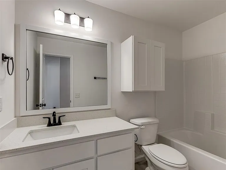 18025 Sunny Stone Ct — Photo 20