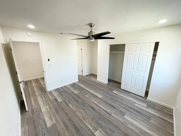 2144 Hickory Way #C — Photo 10