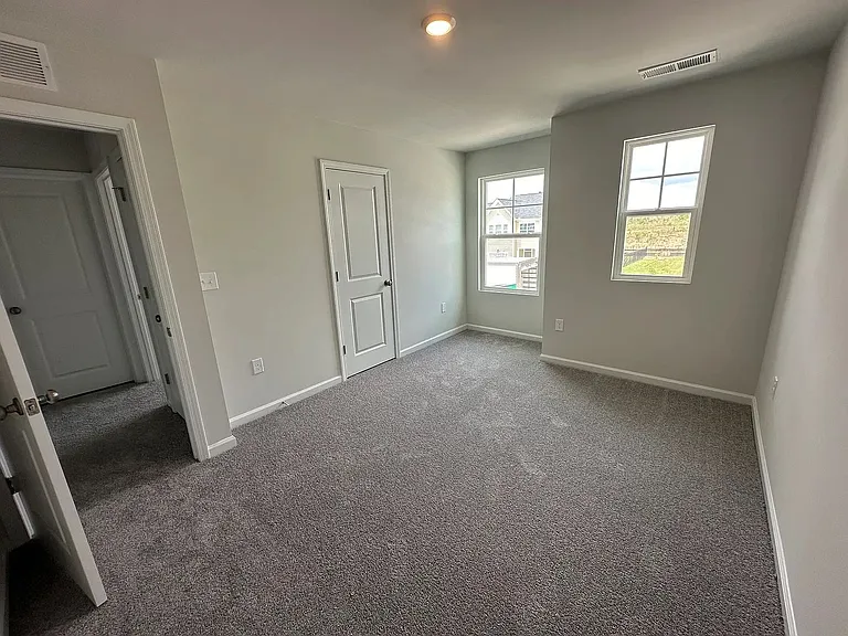 5024 Arkose Dr — Photo 10