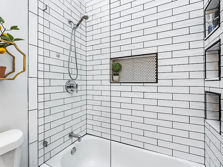 4517 Holland Ave #107 — Photo 19