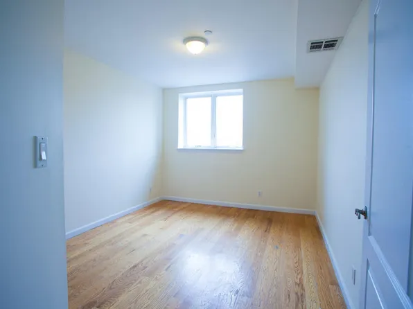 540 E New York Ave APT 5, Brooklyn, NY 11225