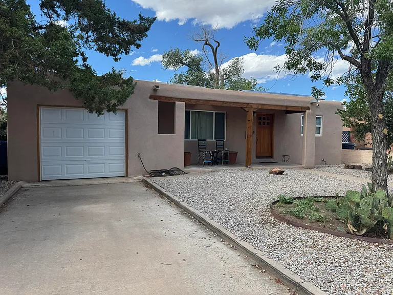 4679 Idlewilde Ln SE — Photo 2