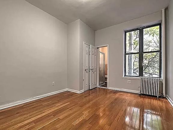 5th image of 504 W 44th St #4W