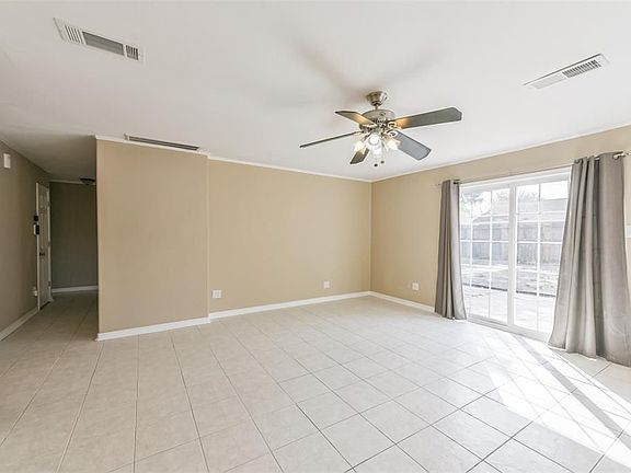 5th image of 10906 Sageorchard Ln